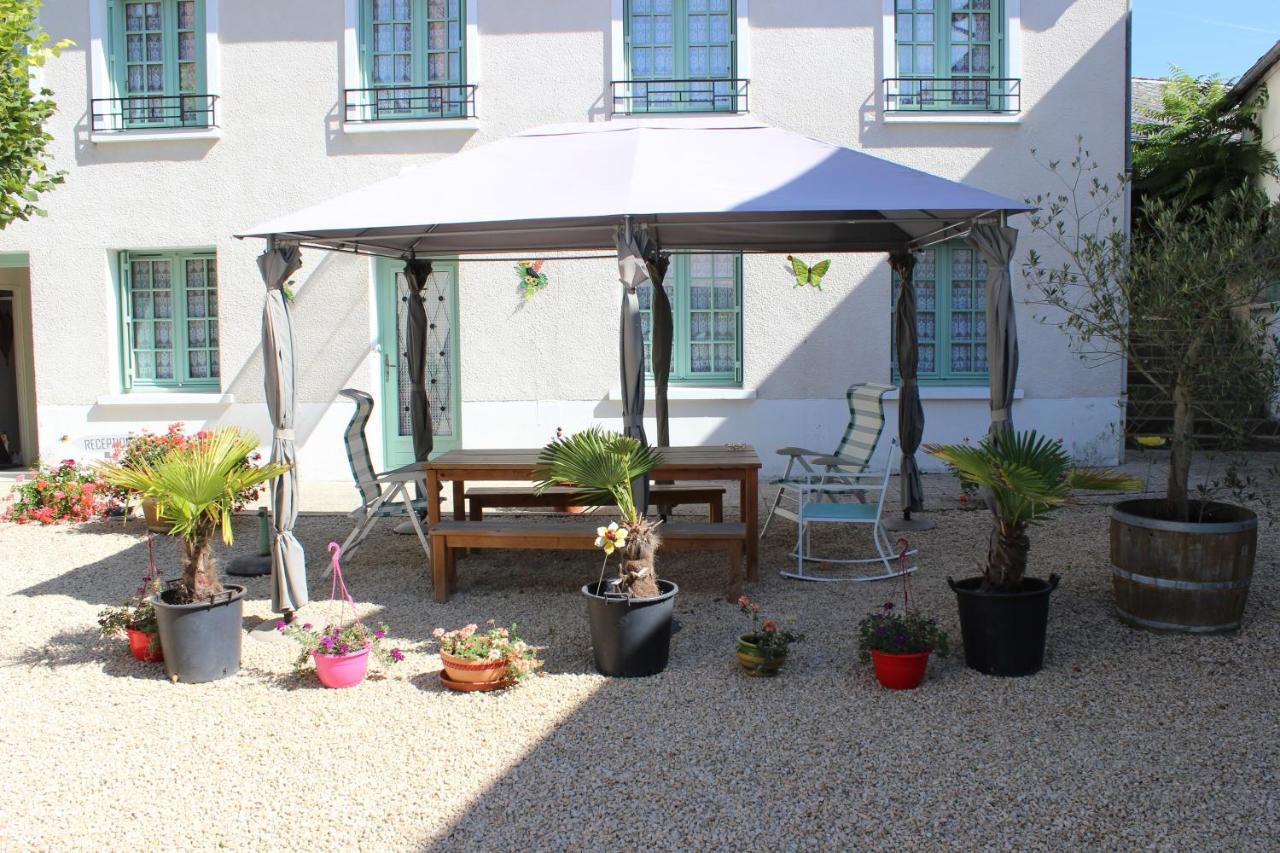 Quelques Fleurs Aparthotel La Roche-Posay Eksteriør bilde