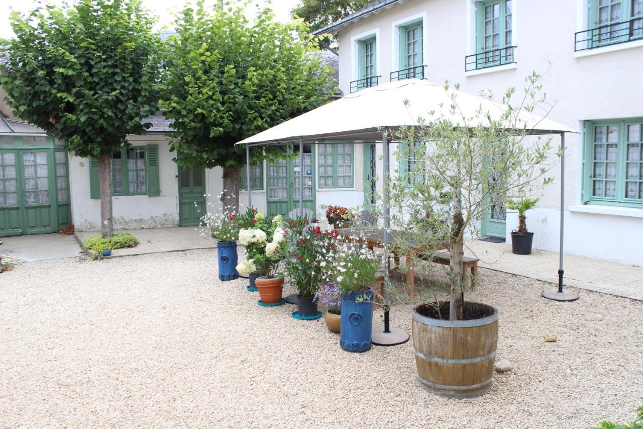 Quelques Fleurs Aparthotel La Roche-Posay Eksteriør bilde
